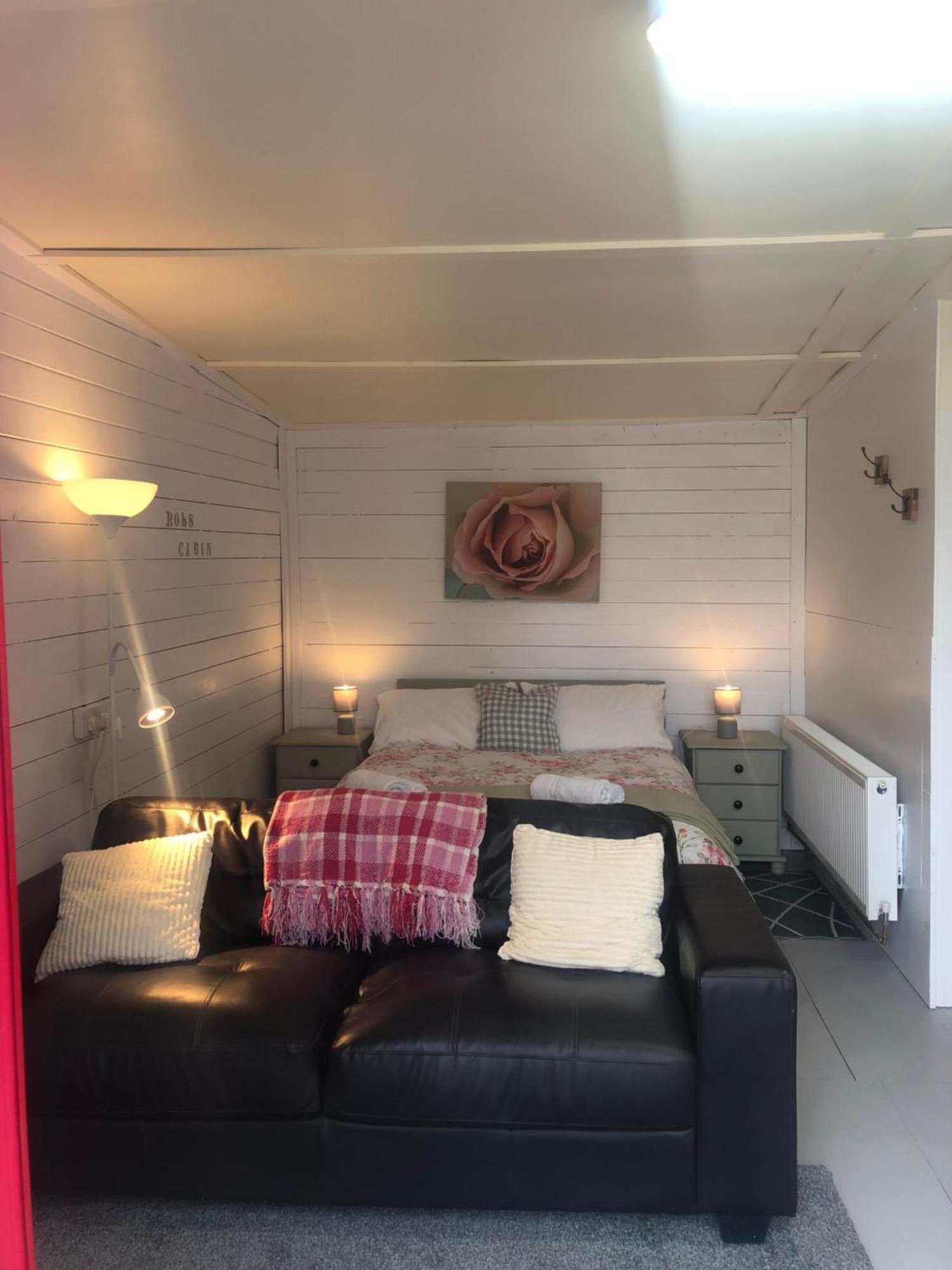 Bob'S Cabin Galway Extérieur photo